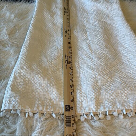 Trina Turk Shift Dress Museum White Eyelet Short Sleeve V-Neck Tunic Size 10 - Picture 12 of 12